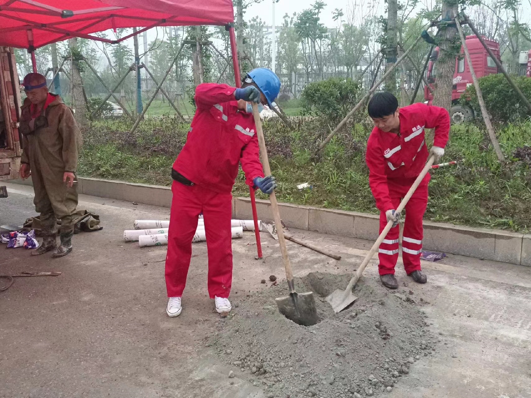 姑苏管道疏通哪家好】及时进行市政管道清淤